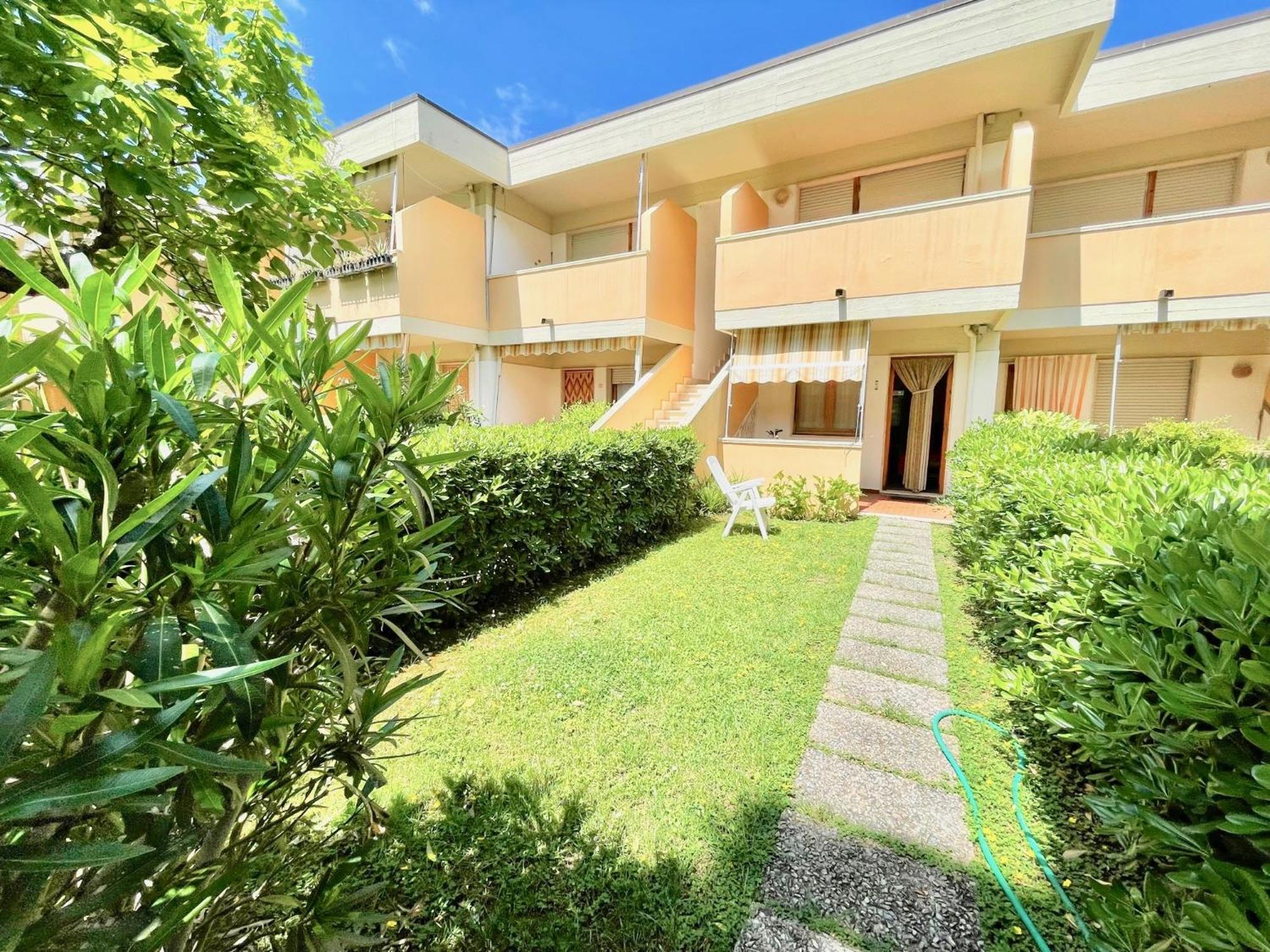 Appartamenti Via Dei Cipressi Marina Di Bibbona Extérieur photo