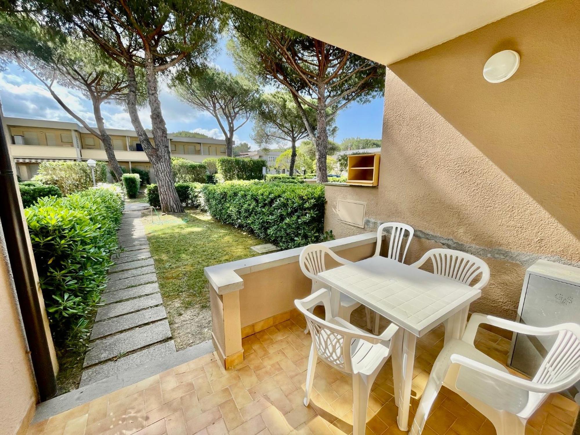 Appartamenti Via Dei Cipressi Marina Di Bibbona Extérieur photo